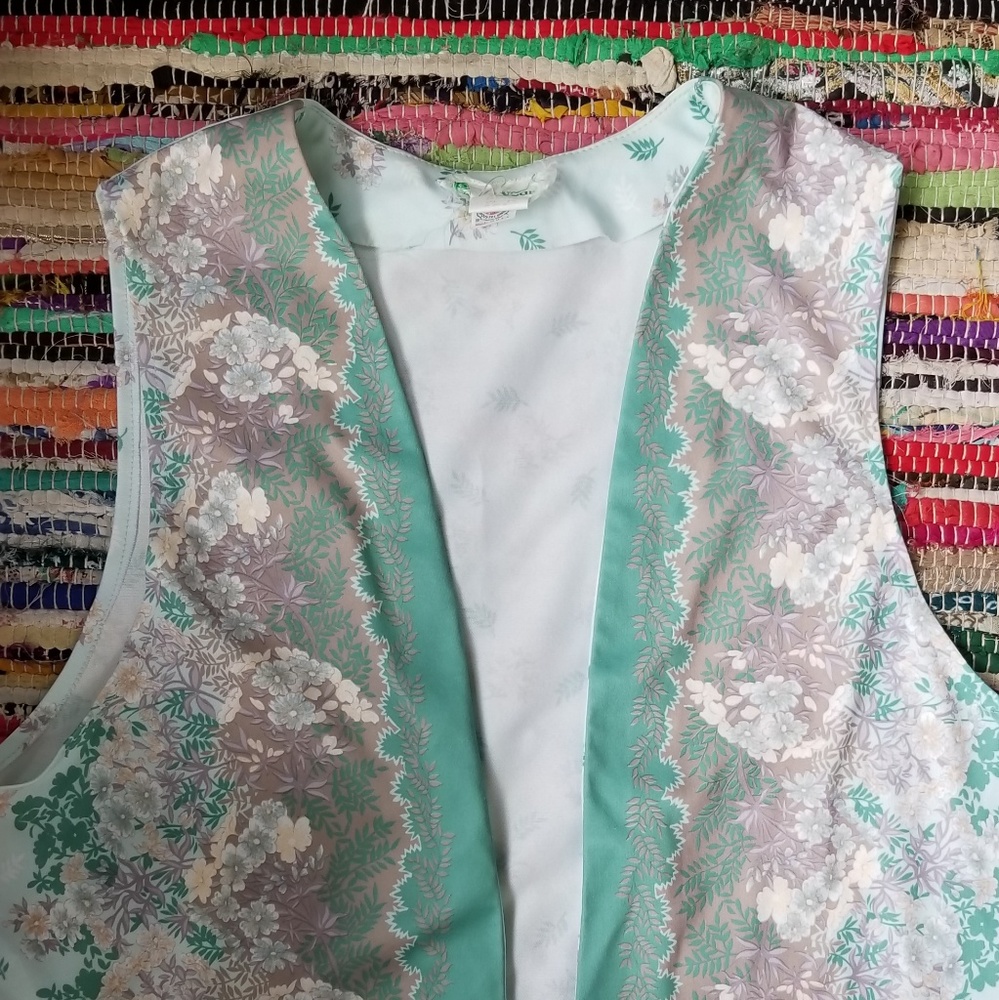Vintage floral vest